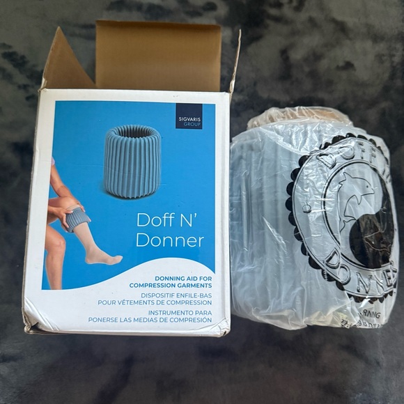 Sigvaris Doff N' Donner Compression Aid - Picture 1 of 1